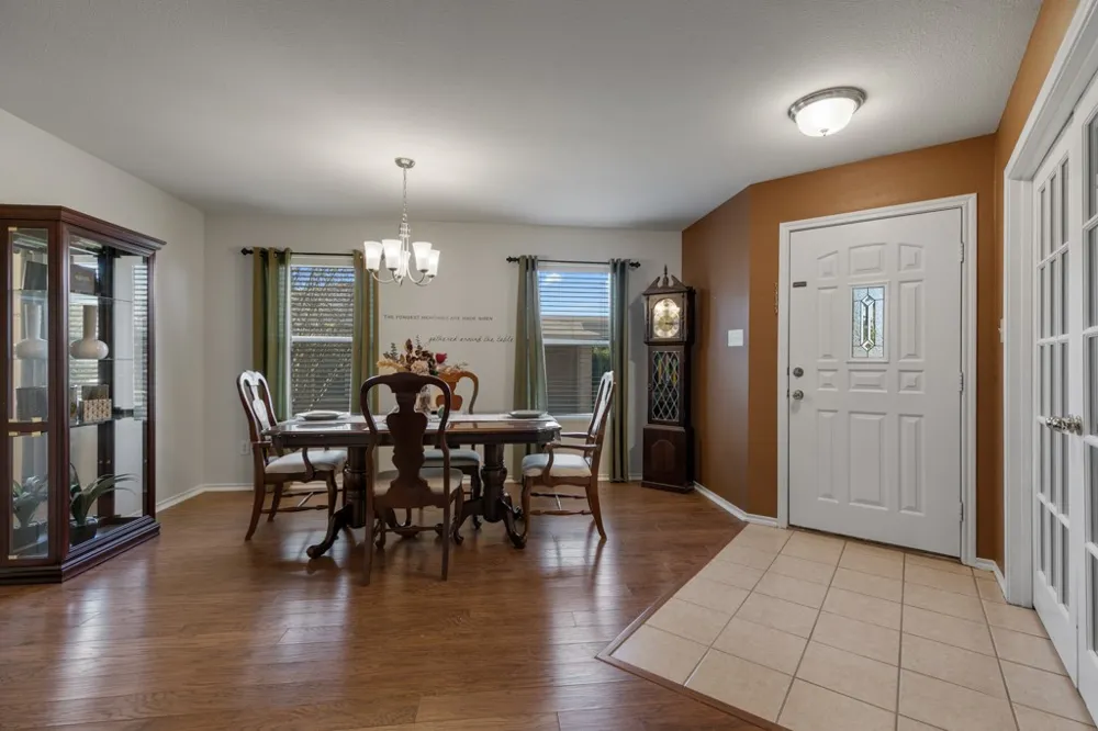 2042 Dragon Trail New Braunfels, TX 78130