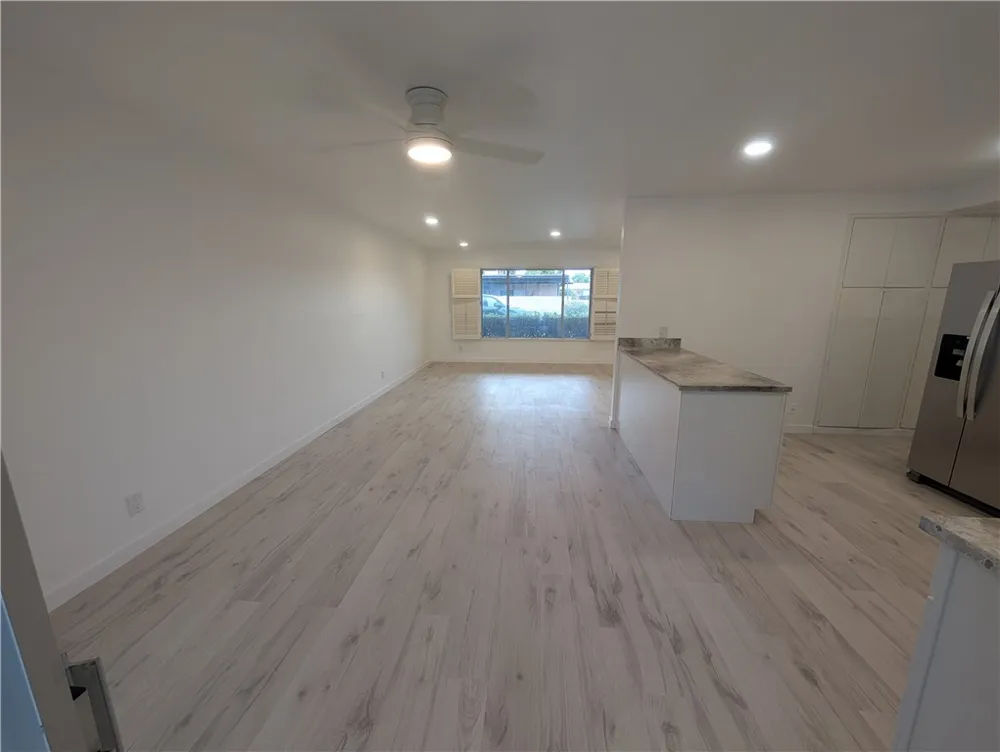 611 S Palm #F Hemet, CA 92543
