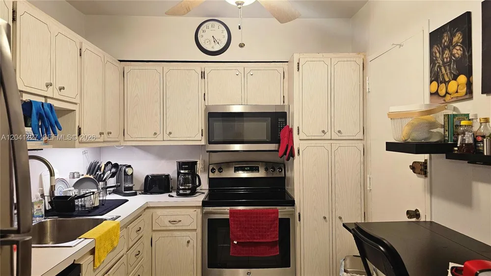 1980 S Ocean Dr #6B Hallandale Beach, FL 33009