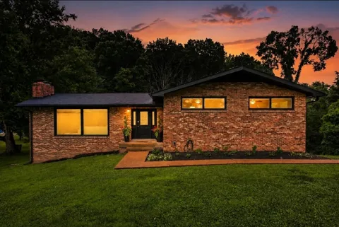 9077 Old Charlotte Pike