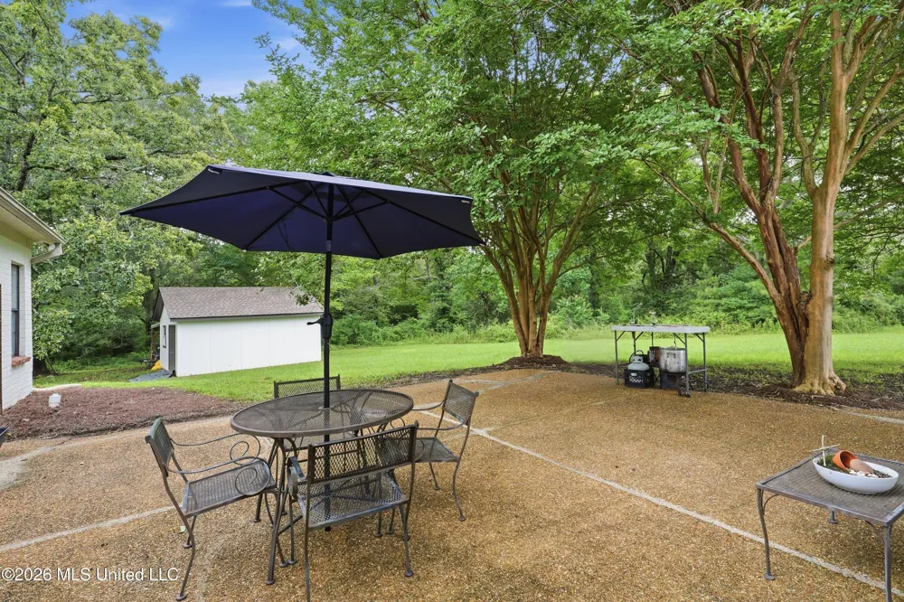 240 Mink Branch Road Pelahatchie, MS 39145