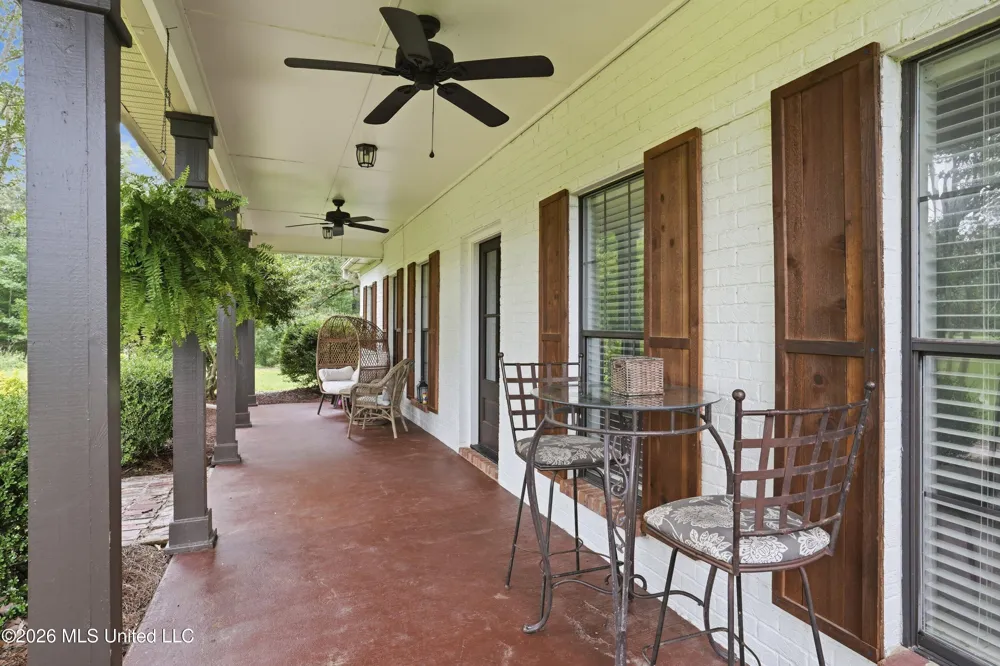 240 Mink Branch Road Pelahatchie, MS 39145