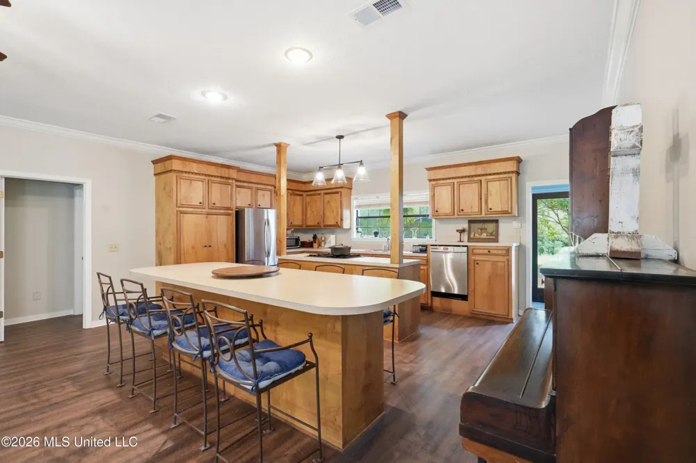 240 Mink Branch Road Pelahatchie, MS 39145