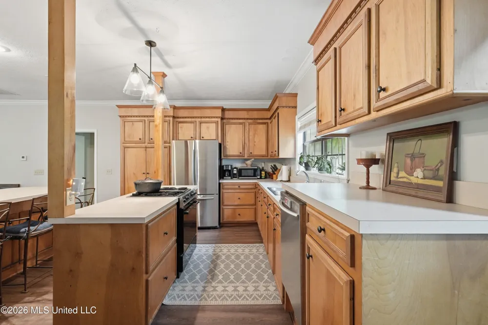240 Mink Branch Road Pelahatchie, MS 39145