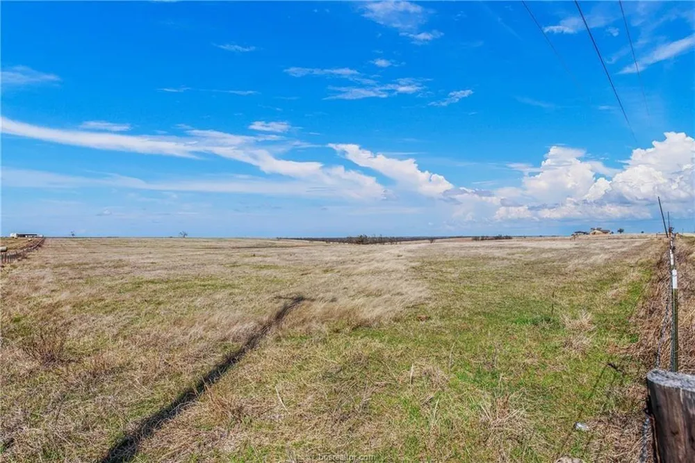 1258 Steinke Road Mart, TX 76664