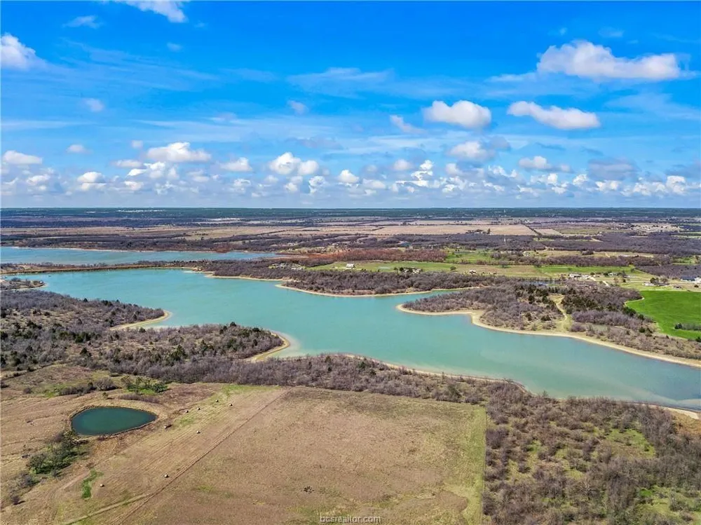 1258 Steinke Road Mart, TX 76664