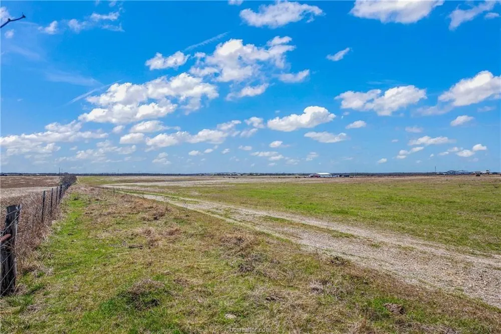 1258 Steinke Road Mart, TX 76664