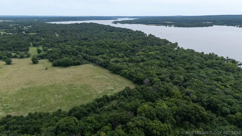 E 483 LANE Pryor, OK 74361