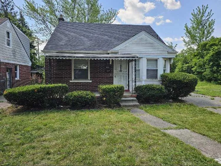 16092 Coram Street Detroit, MI 48205