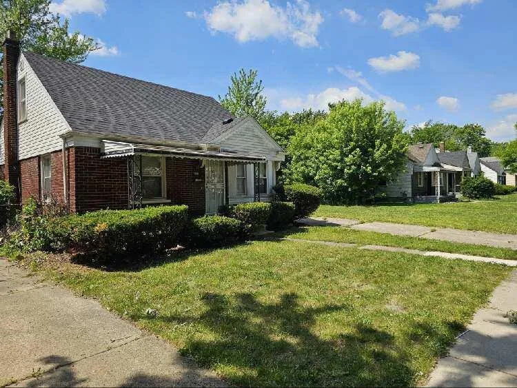 16092 Coram Street Detroit, MI 48205