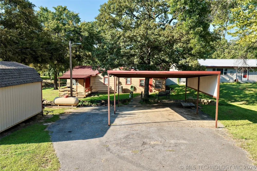 415461 E 1094 ROAD Checotah, OK 74426