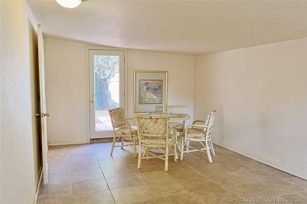 415461 E 1094 ROAD Checotah, OK 74426