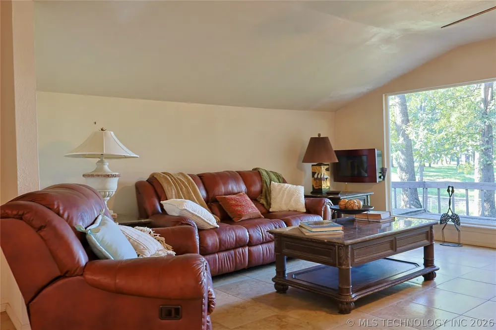 415461 E 1094 ROAD Checotah, OK 74426