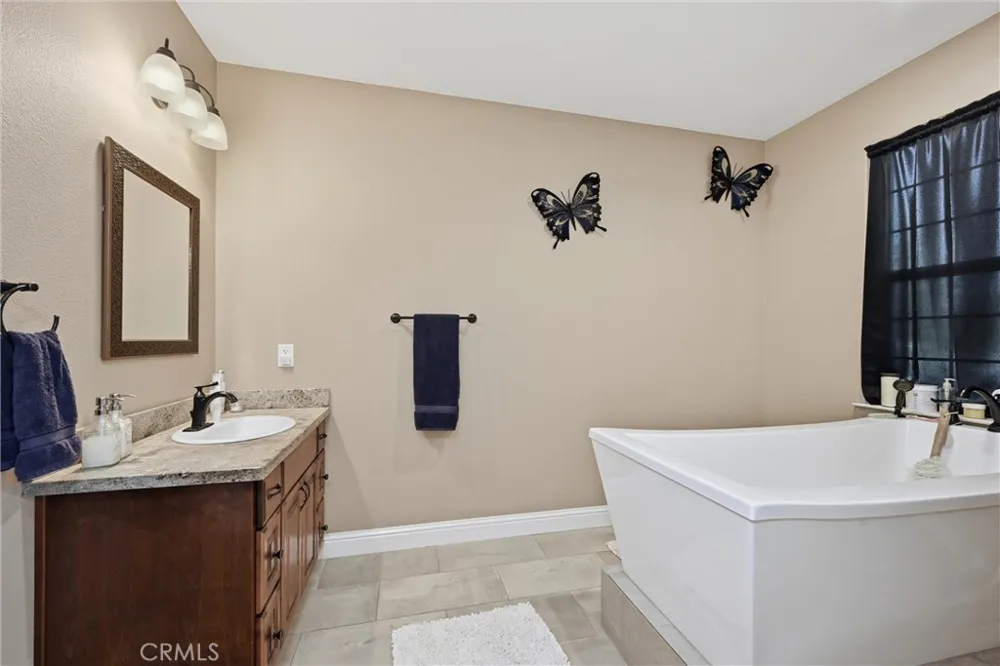 17084 Mustang Court Lower Lake, CA 95457