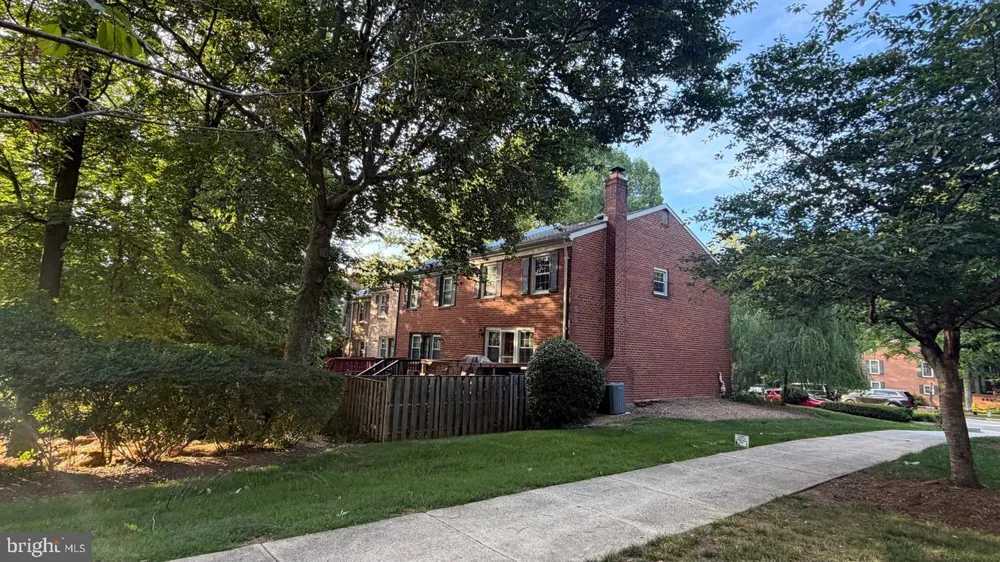 1501 CARLYLE DRIVE Crofton, MD 21114