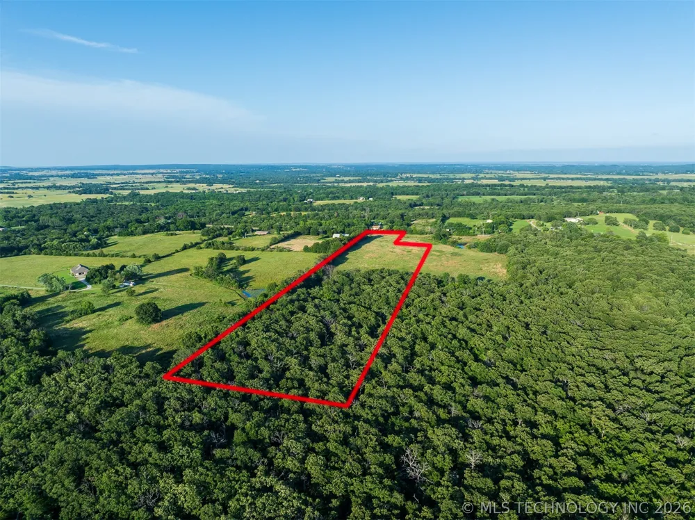 5 S 4240 ROAD Chelsea, OK 74016