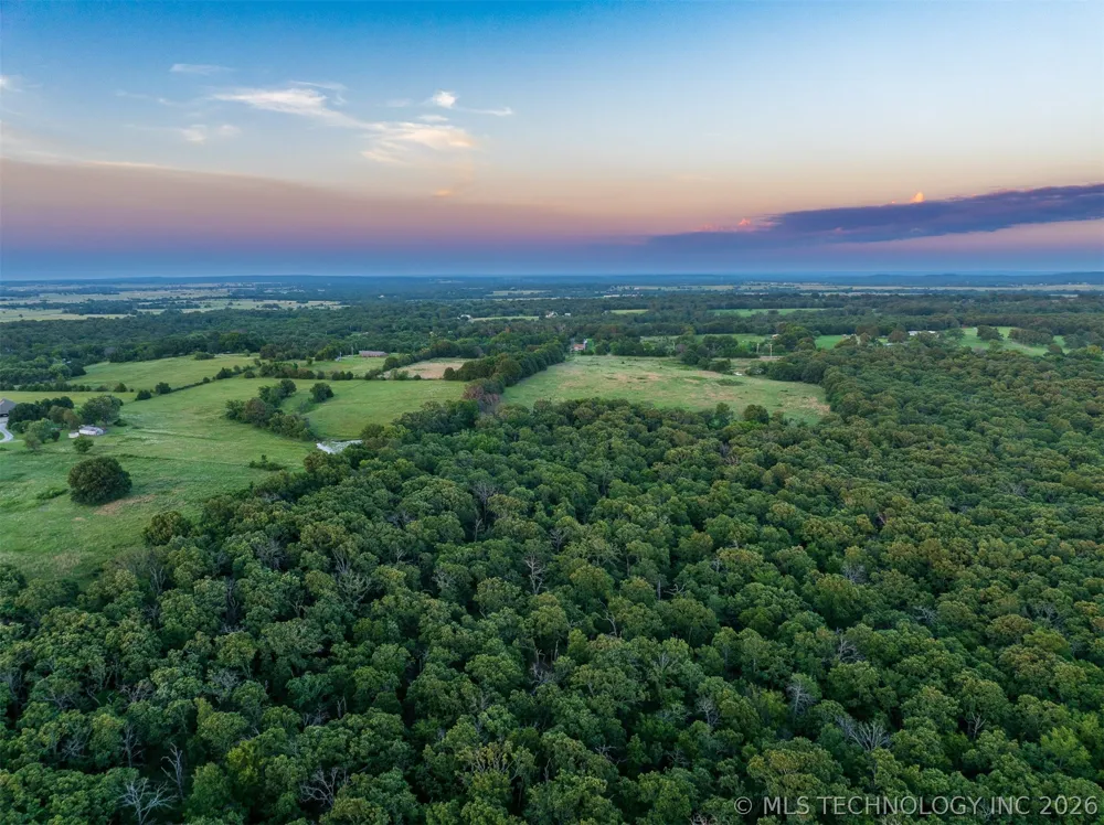 5 S 4240 ROAD Chelsea, OK 74016