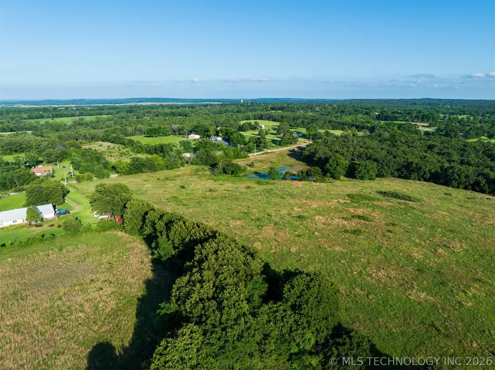 5 S 4240 ROAD Chelsea, OK 74016