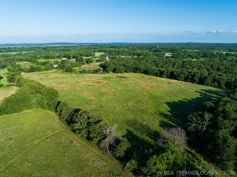 5 S 4240 ROAD Chelsea, OK 74016