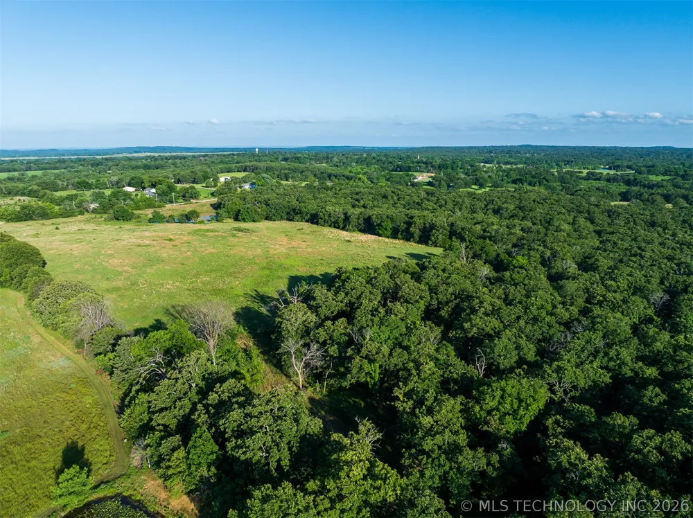 5 S 4240 ROAD Chelsea, OK 74016