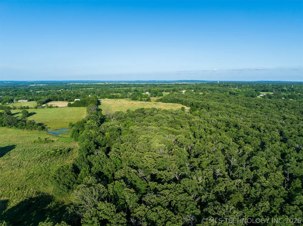 5 S 4240 ROAD Chelsea, OK 74016