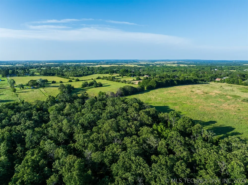 5 S 4240 ROAD Chelsea, OK 74016