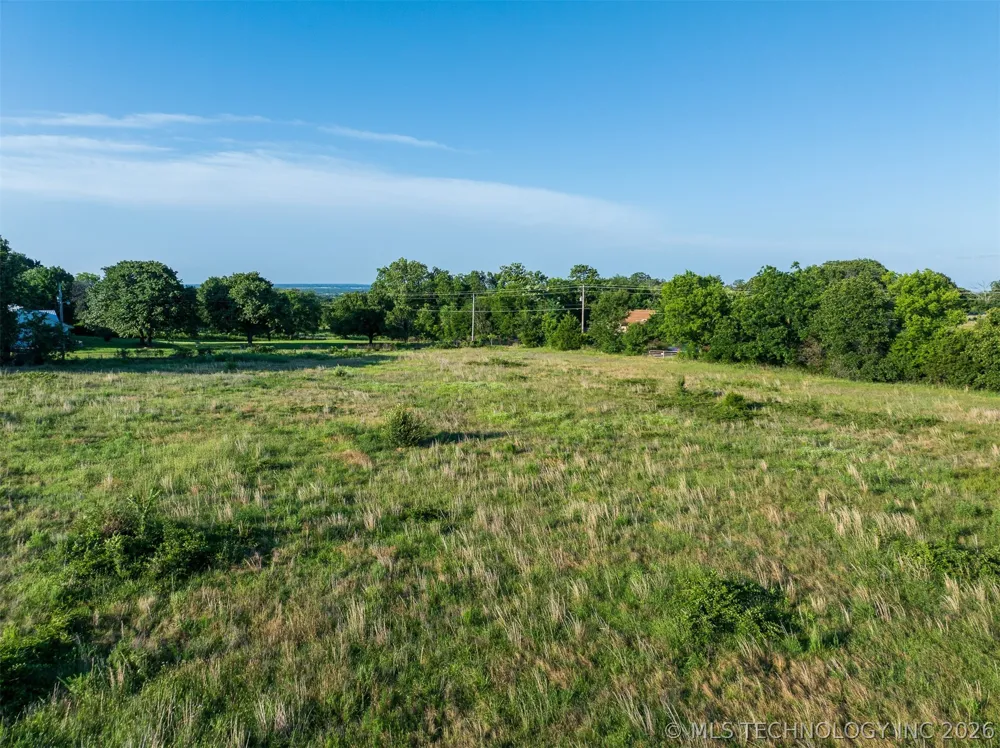 5 S 4240 ROAD Chelsea, OK 74016