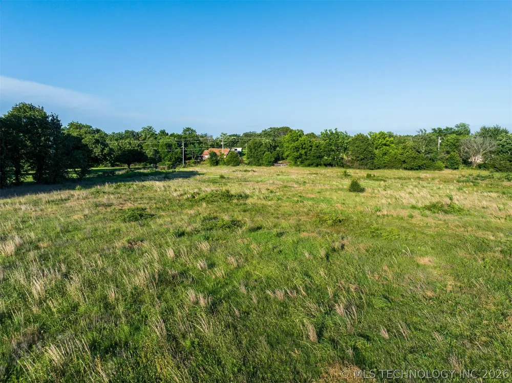 5 S 4240 ROAD Chelsea, OK 74016