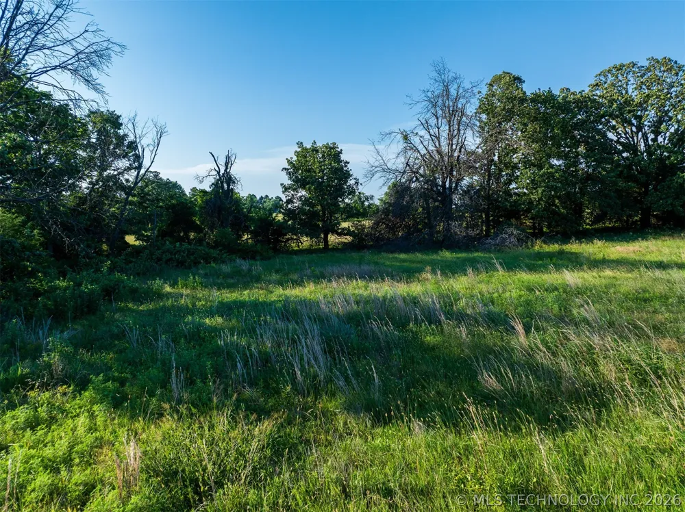 5 S 4240 ROAD Chelsea, OK 74016