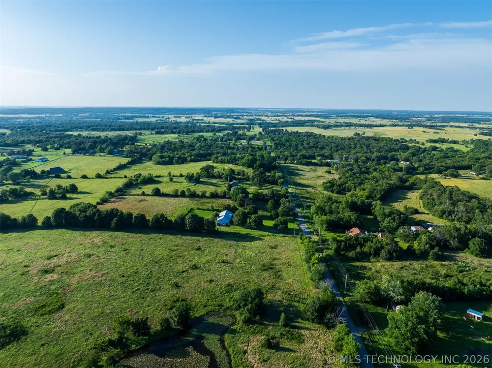5 S 4240 ROAD Chelsea, OK 74016