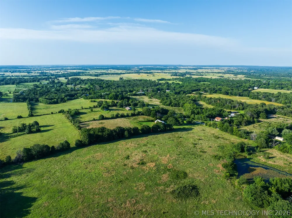 5 S 4240 ROAD Chelsea, OK 74016