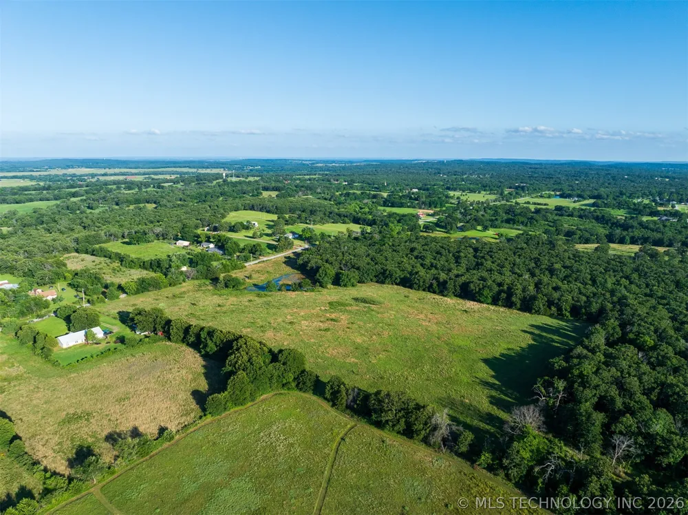 5 S 4240 ROAD Chelsea, OK 74016