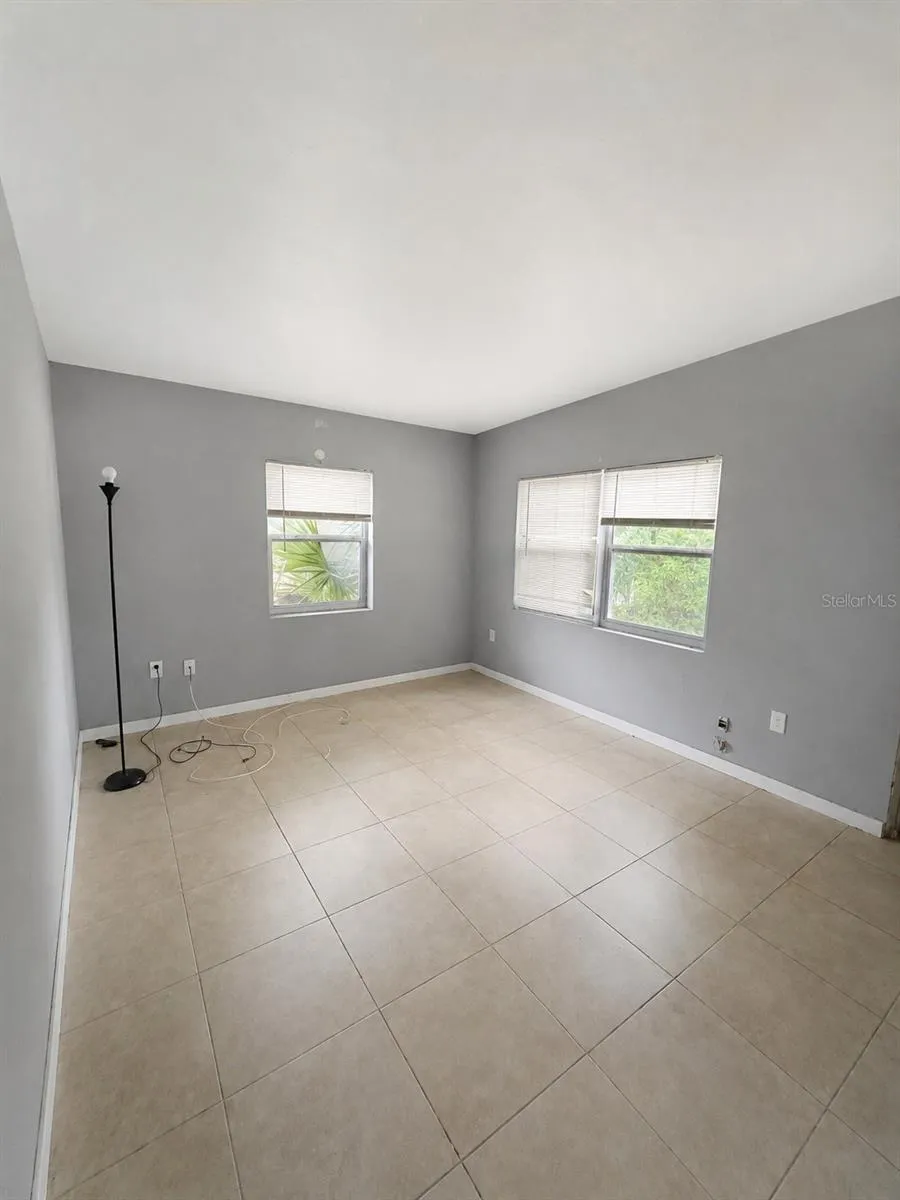 4615 CLARCONA OCOEE ROAD Orlando, FL 32810