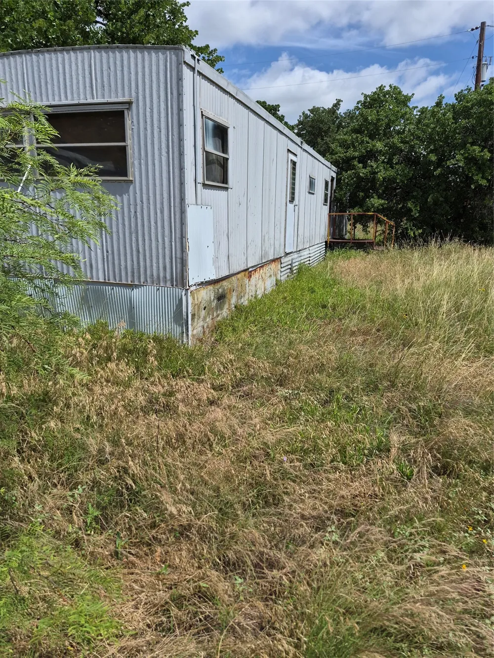FM 175 Henrietta, TX 76365