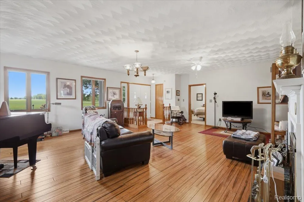 5726 Barnes Road Millington Township, MI 48746