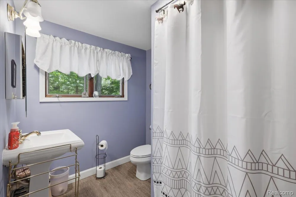 5726 Barnes Road Millington Township, MI 48746