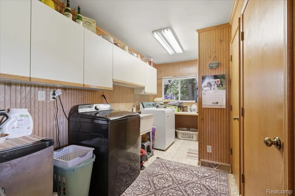 5726 Barnes Road Millington Township, MI 48746