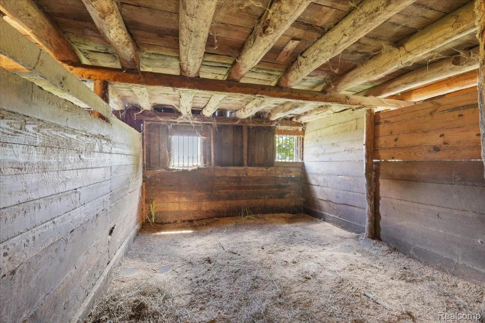 5726 Barnes Road Millington Township, MI 48746