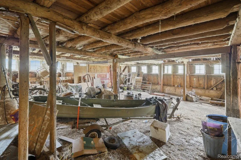 5726 Barnes Road Millington Township, MI 48746