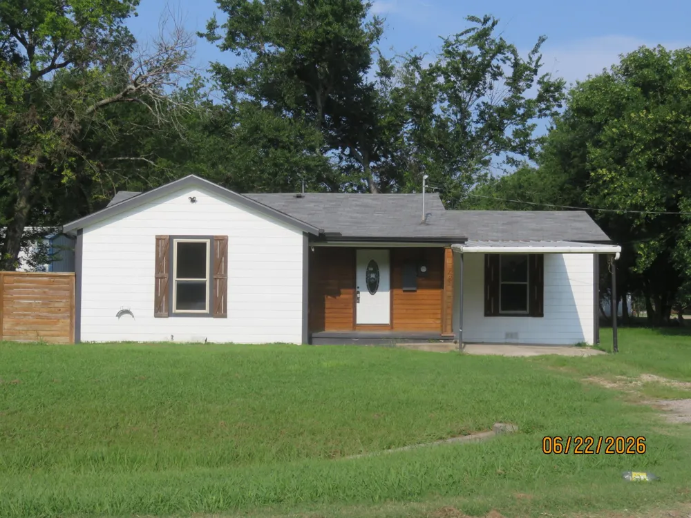 705 S Patterson Street Campbell, TX 75422