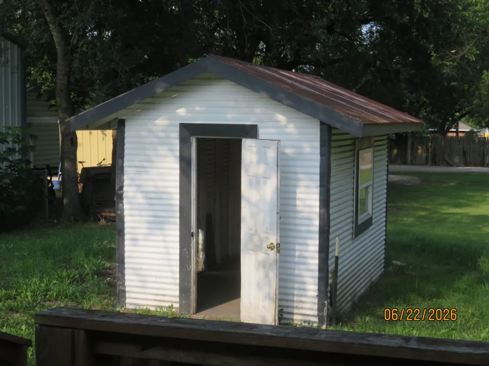 705 S Patterson Street Campbell, TX 75422