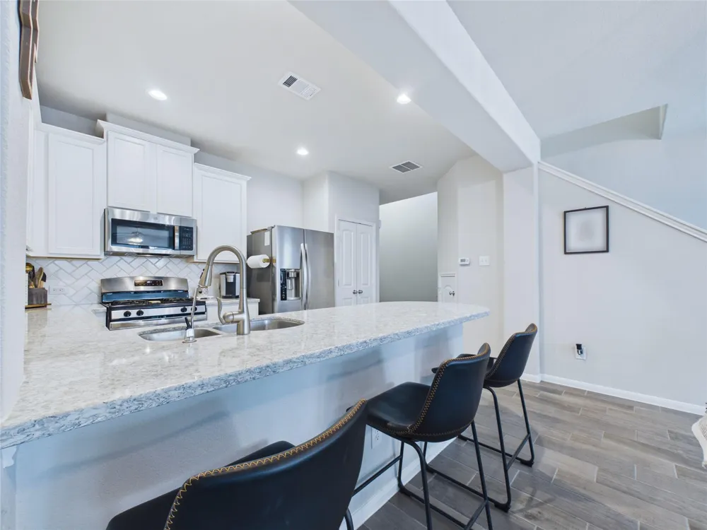 5530 Clarendon Hills Court Pasadena, TX 77505