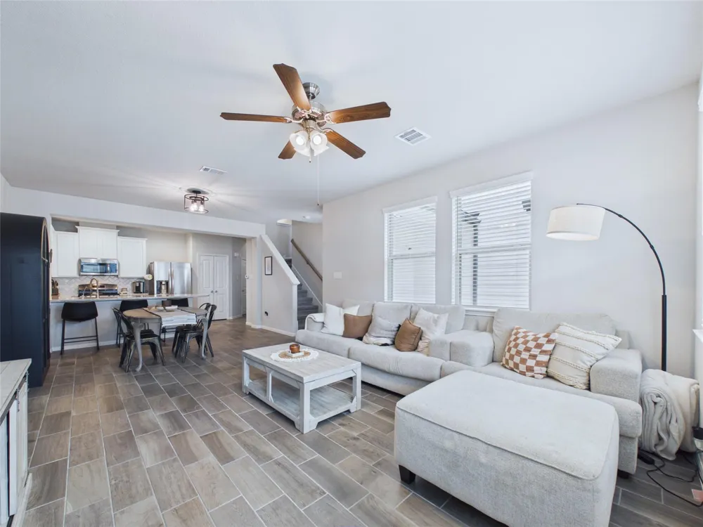5530 Clarendon Hills Court Pasadena, TX 77505