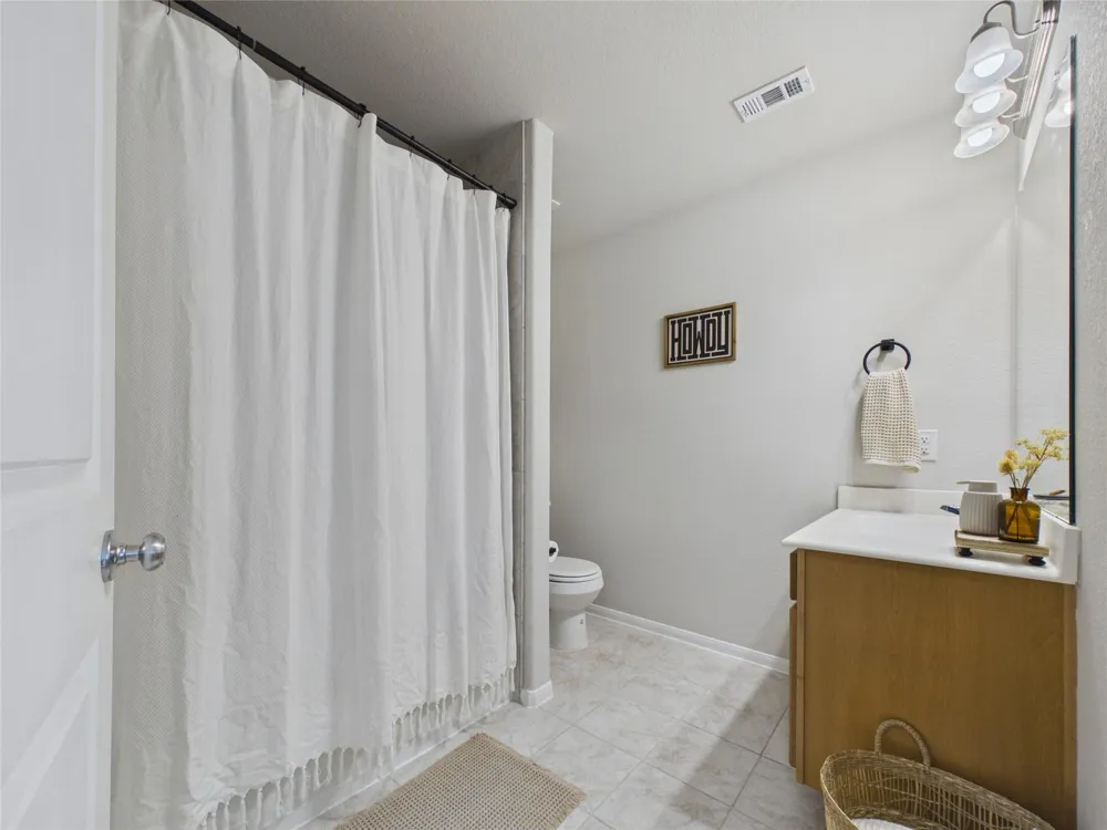 5530 Clarendon Hills Court Pasadena, TX 77505