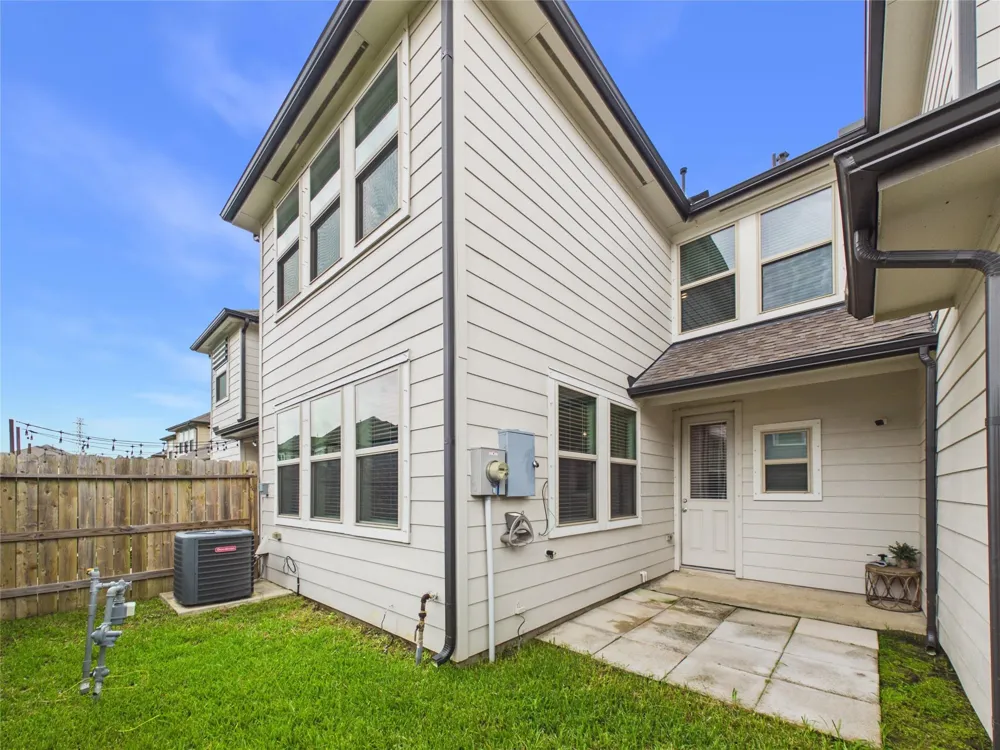 5530 Clarendon Hills Court Pasadena, TX 77505