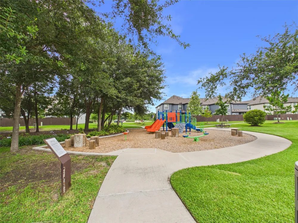 5530 Clarendon Hills Court Pasadena, TX 77505