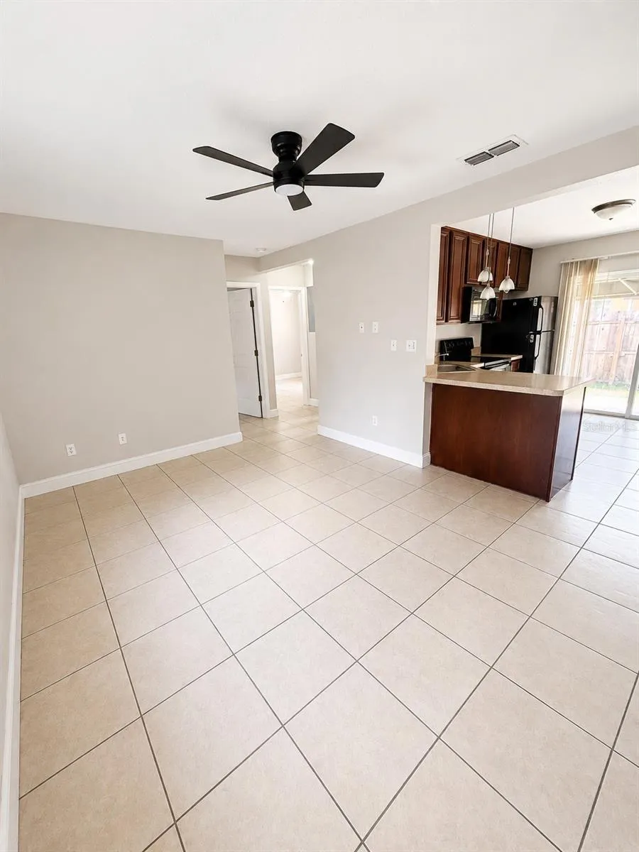 2266 RAEFORD ROAD #A6 Orlando, FL 32806