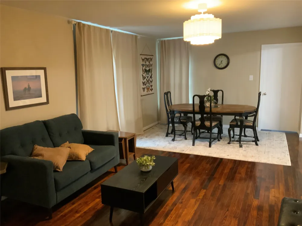 215 S 4th Street Jacksboro, TX 76458