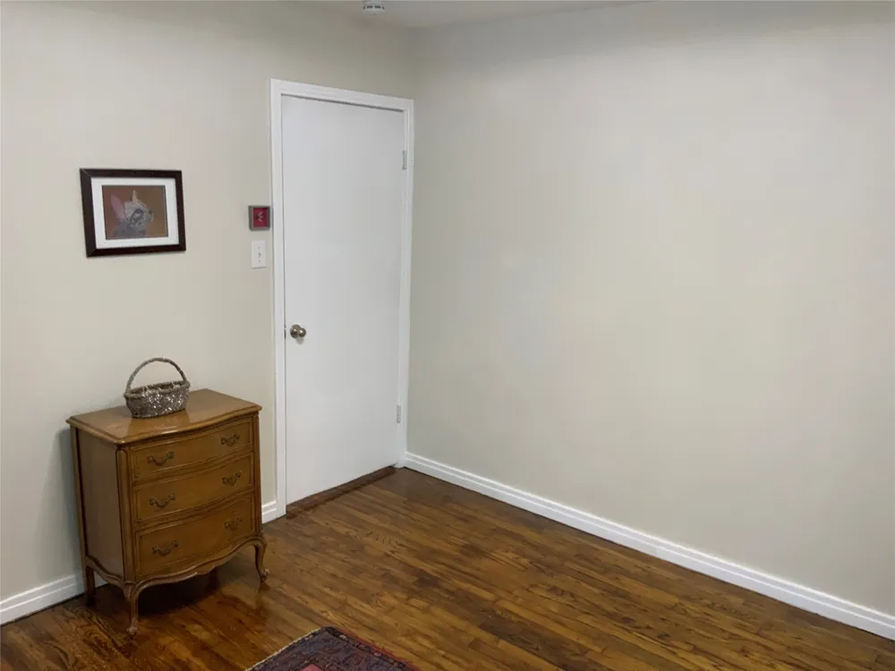 215 S 4th Street Jacksboro, TX 76458