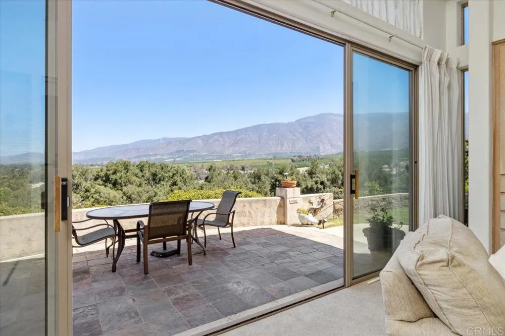 15615 Pauma Valley Dr Pauma Valley, CA 92061